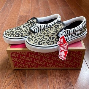 Vans Off the Wall classic slip-on sneakers in animal print NIB